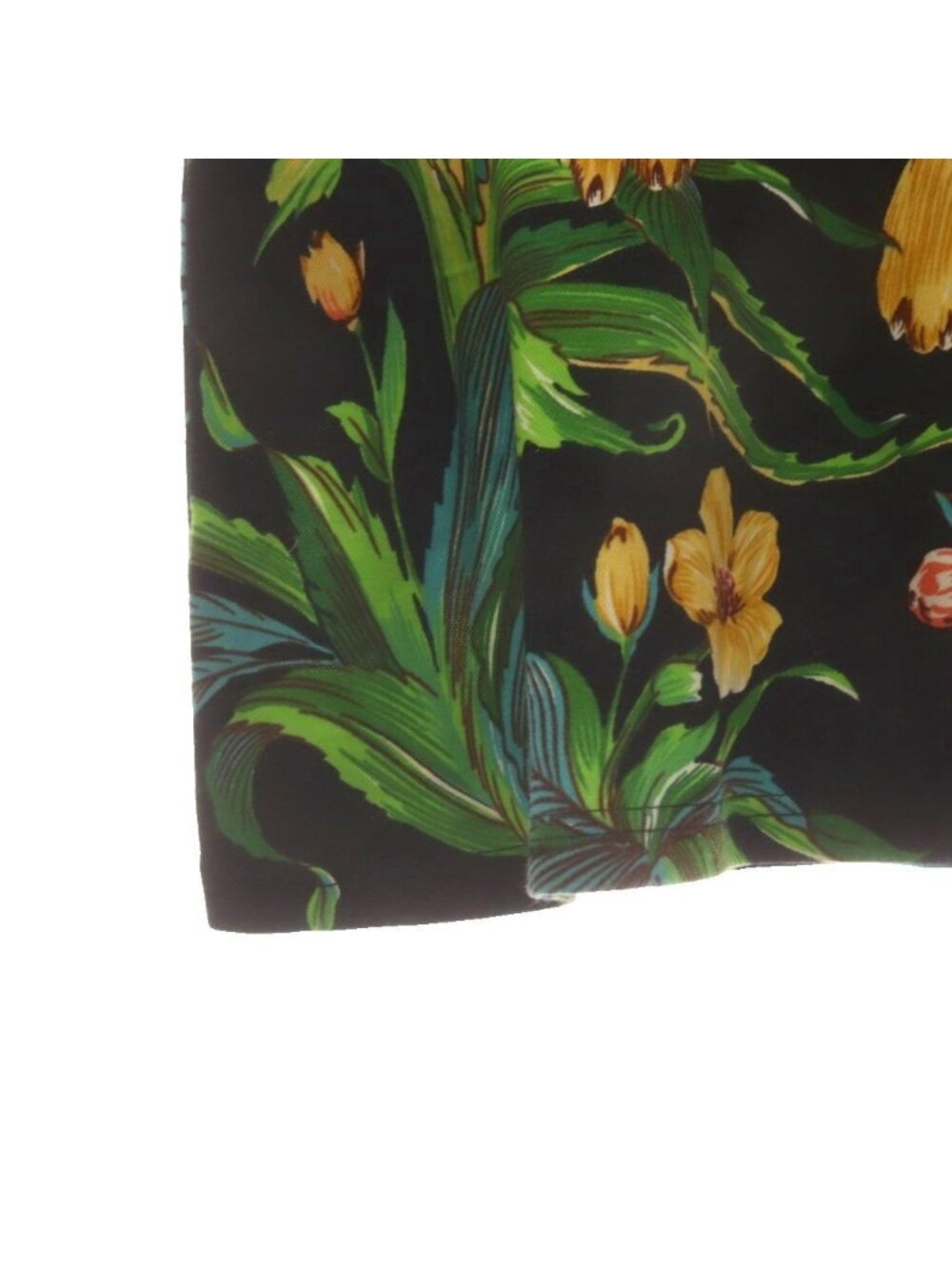 Gucci T-Shirt Short Sleeve Black Green Lion Print Botanical Pattern - Picture 6 of 6